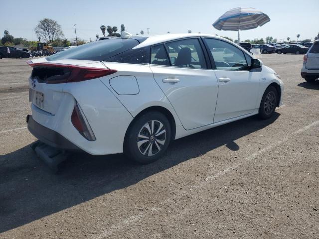 JTDKARFP4H3012192 - 2017 TOYOTA PRIUS PRIM WHITE photo 3