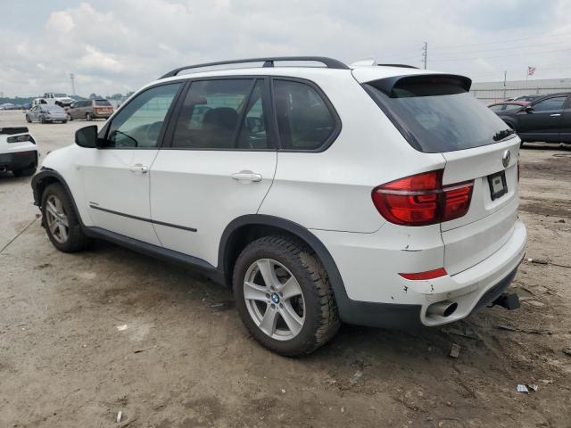 5UXZW0C57BL371217 - 2011 BMW X5 XDRIVE35D WHITE photo 2