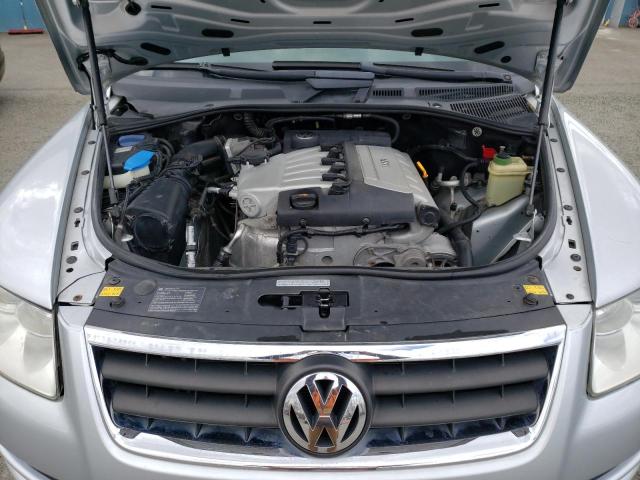 WVGZG77L55D040016 - 2005 VOLKSWAGEN TOUAREG 3.2 SILVER photo 12