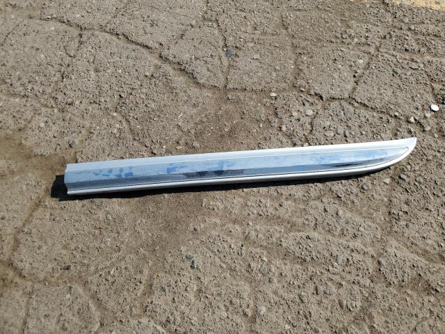 4T1BK3DB3BU394715 - 2011 TOYOTA AVALON BASE SILVER photo 12