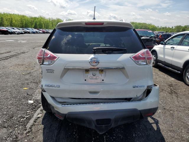 KNMAT2MV8GP701495 - 2016 NISSAN ROGUE S WHITE photo 6