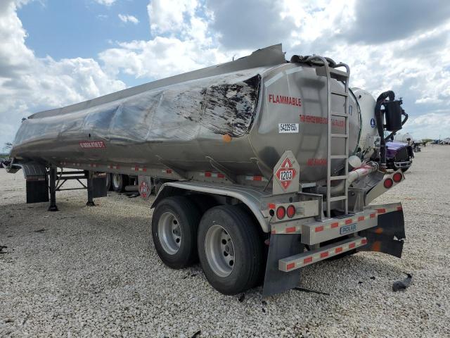 1PMA24425G5015071 - 2016 POLA TANKER SILVER photo 3