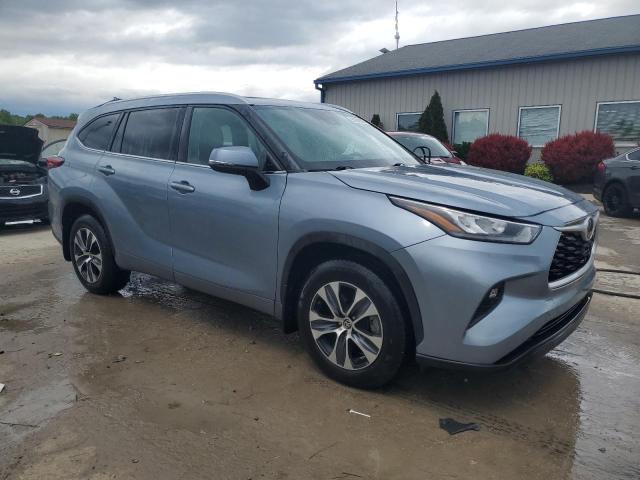 5TDGZRBH8LS024401 - 2020 TOYOTA HIGHLANDER XLE BLUE photo 4