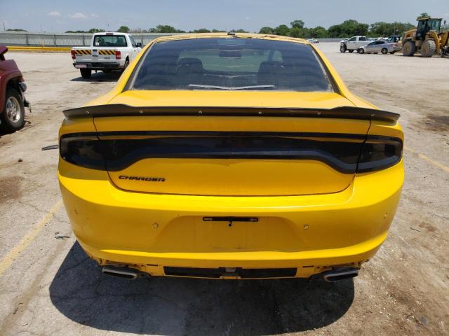 2C3CDXBG1HH525665 - 2017 DODGE CHARGER SE YELLOW photo 6