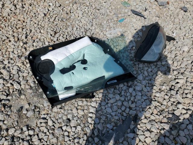 MAJ3P1TE0JC175618 - 2018 FORD ECOSPORT SE ვერცხლისფერი ფოტო 13