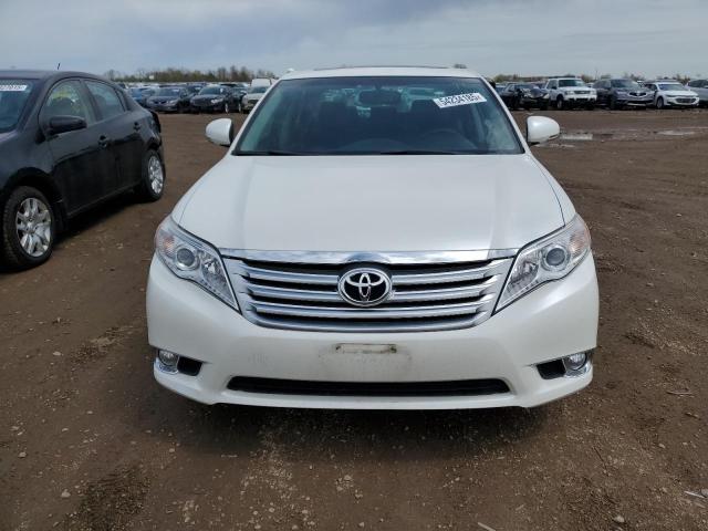 4T1BK3DB4BU432436 - 2011 TOYOTA AVALON BASE WHITE photo 5