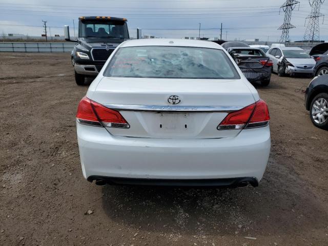 4T1BK3DB4BU432436 - 2011 TOYOTA AVALON BASE WHITE photo 6