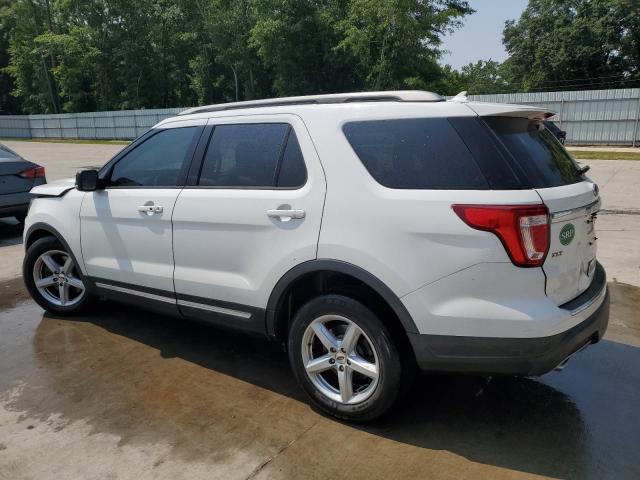 1FM5K7D89JGA63367 - 2018 FORD EXPLORER XLT WHITE photo 2