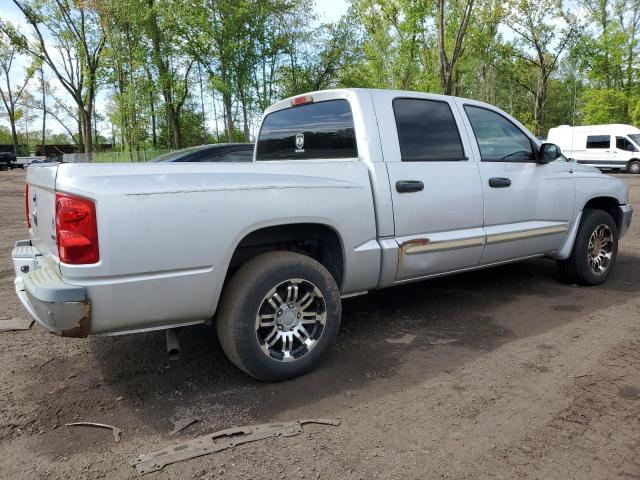 1D7HE48N85S261633 - 2005 DODGE DAKOTA QUAD SLT SILVER photo 3