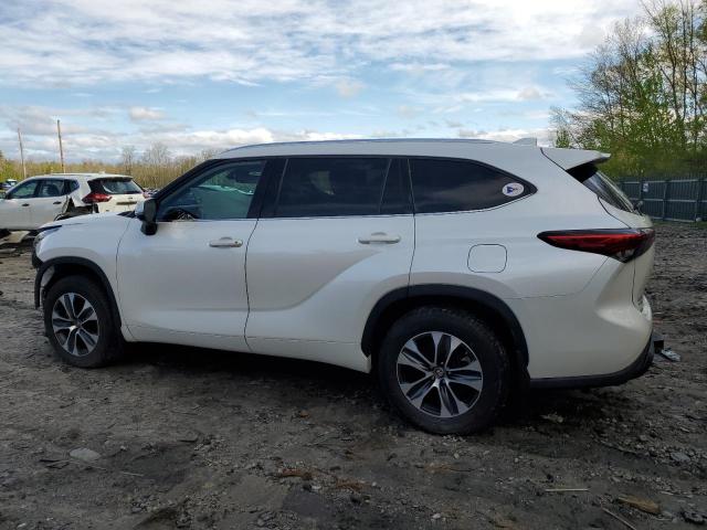 5TDGZRBH5MS066039 - 2021 TOYOTA HIGHLANDER XLE WHITE photo 2