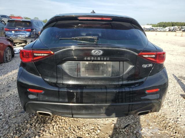SJKCH5CP1JA057439 - 2018 INFINITI QX30 BASE أسود صورة 6