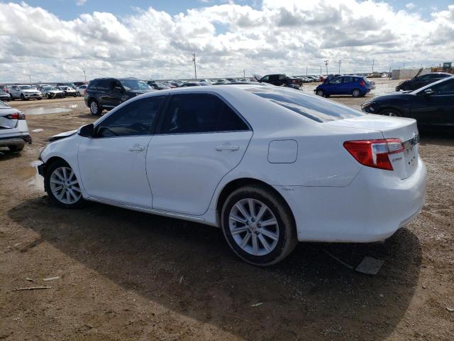 4T1BK1FK8EU549877 - 2014 TOYOTA CAMRY SE WHITE photo 2