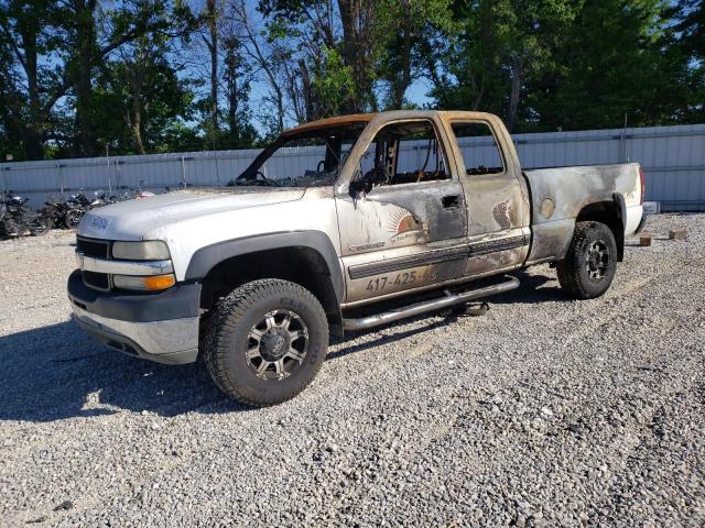 2002 CHEVROLET SILVERADO C2500 HEAVY DUTY, 