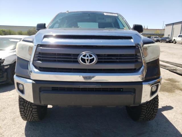 5TFDW5F12EX404736 - 2014 TOYOTA TUNDRA CREWMAX SR5 GRAY photo 5