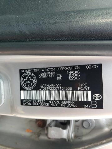 JTDBT923071134538 - 2007 TOYOTA YARIS SILVER photo 12