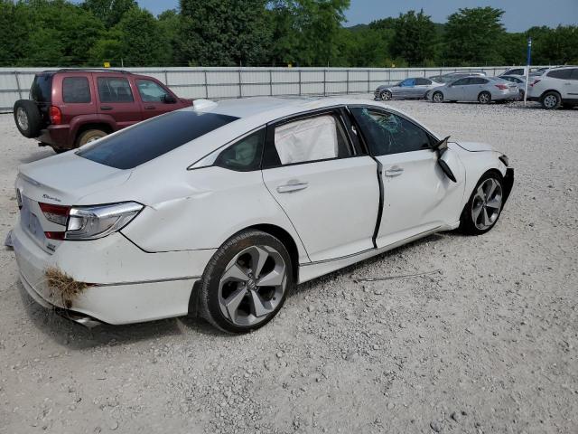 1HGCV2F90KA003950 - 2019 HONDA ACCORD TOURING WHITE photo 3