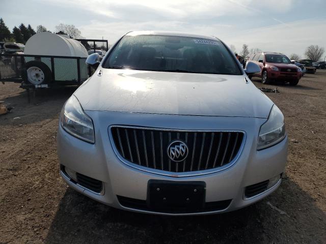 2G4GR5EK2C9118360 - 2012 BUICK REGAL SILVER photo 5