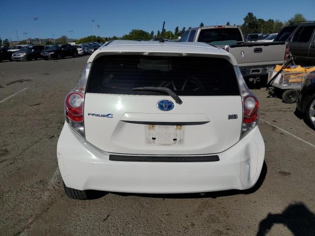 JTDKDTB30C1504763 - 2012 TOYOTA PRIUS C WHITE photo 6