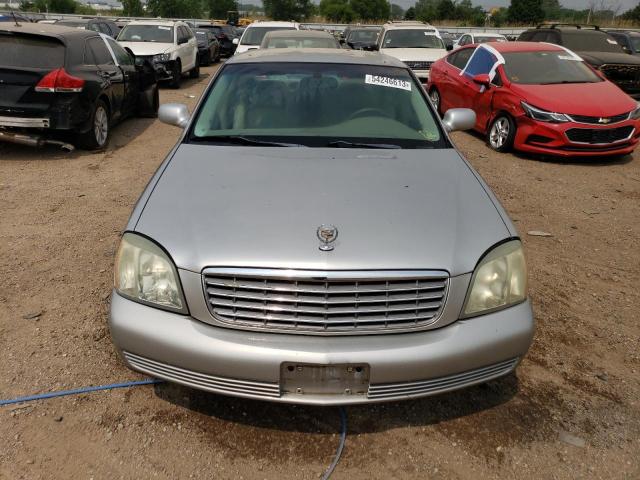 1G6KD54YX4U220256 - 2004 CADILLAC DEVILLE SILVER photo 5