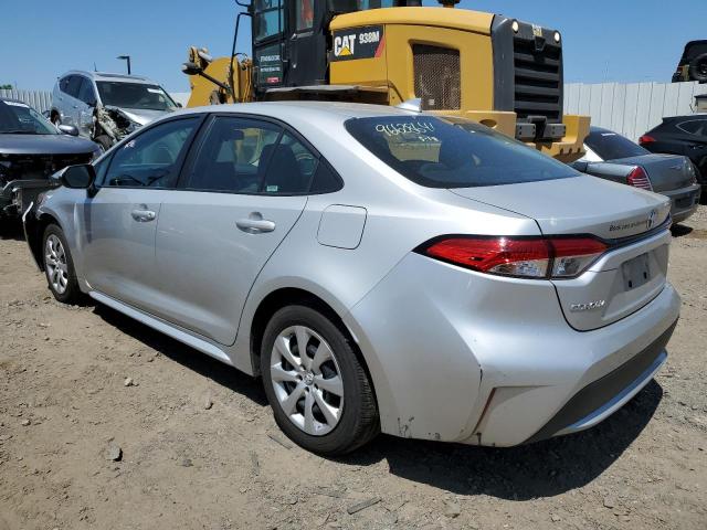 5YFEPMAE1MP234291 - 2021 TOYOTA COROLLA LE SILVER photo 2