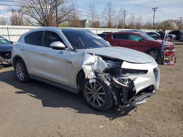 ZASFAKBN8J7B78895 - 2018 ALFA ROMEO STELVIO TI SILVER photo 4