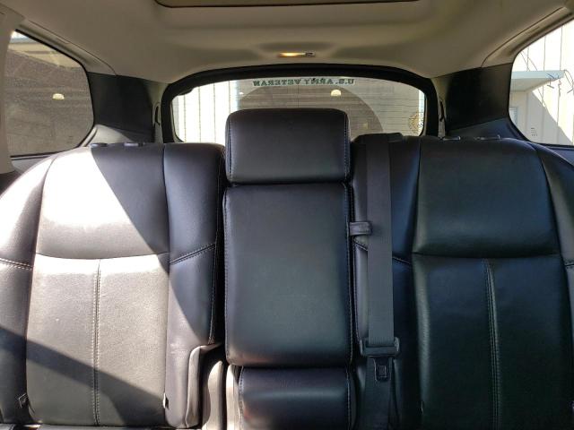 5N1DR2MN4JC606194 - 2018 NISSAN PATHFINDER S Серебристый фото 10