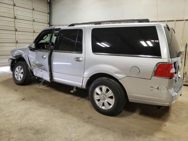 5LMJJ3J55DEL03726 - 2013 LINCOLN NAVIGATOR L SILVER photo 2