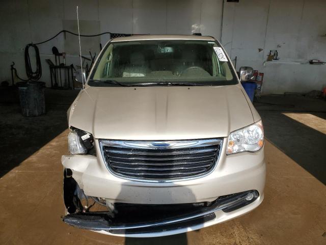 2C4RC1CG9DR534350 - 2013 CHRYSLER TOWN & COU TOURING L GOLD photo 5