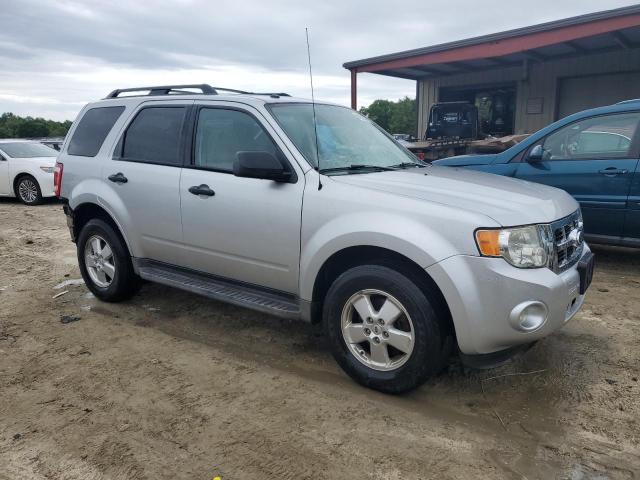 1FMCU9DG9AKD36759 - 2010 FORD ESCAPE XLT SILVER photo 4