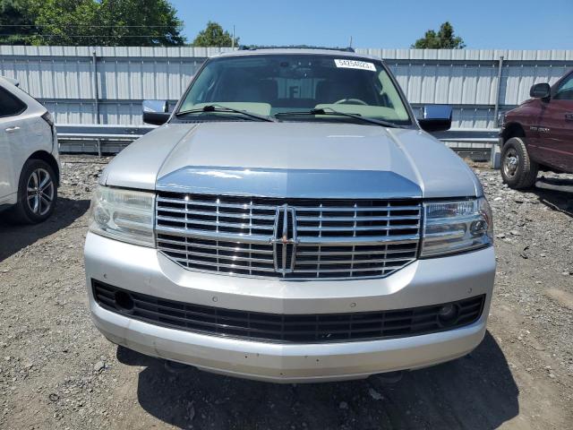 5LMJJ2J55CEL07297 - 2012 LINCOLN NAVIGATOR SILVER photo 5