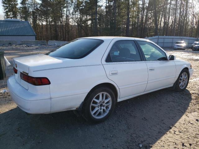 4T1BG22K4VU102444 - 1997 TOYOTA CAMRY CE WHITE photo 3