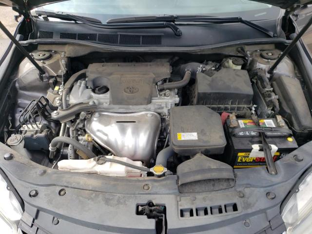 4T1BF1FK8FU972402 - 2015 TOYOTA CAMRY LE GRAY photo 11