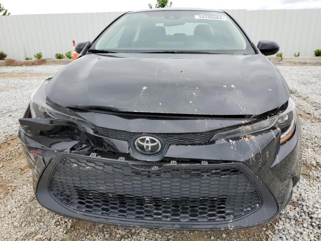 5YFEPMAE0MP217983 - 2021 TOYOTA COROLLA LE BLACK photo 5