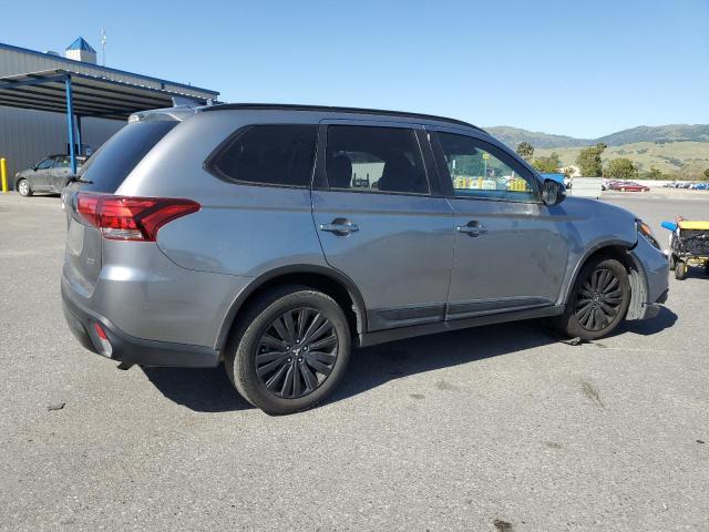 JA4AZ3A34LZ043366 - 2020 MITSUBISHI OUTLANDER SE GRAY photo 3