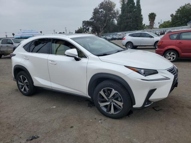 JTJYARBZ5K2138167 - 2019 LEXUS NX 300 BASE თეთრი ფოტო 4