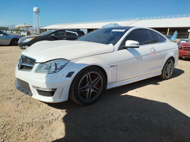 WDDGJ7HB0DF964410 - 2013 MERCEDES-BENZ C 63 AMG WHITE photo 1