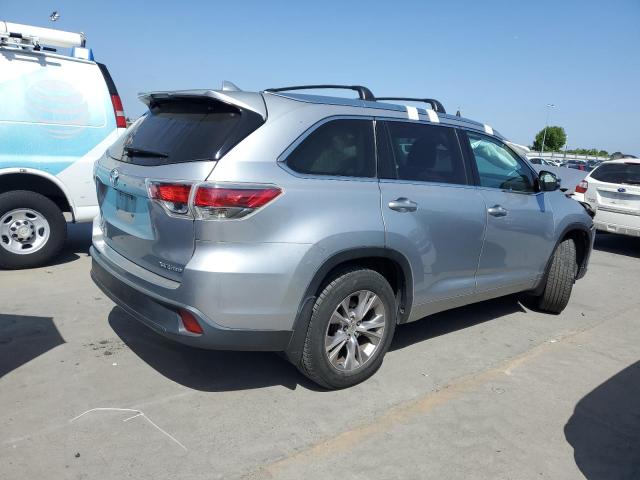 5TDJKRFH2FS221718 - 2015 TOYOTA HIGHLANDER XLE SILVER photo 3