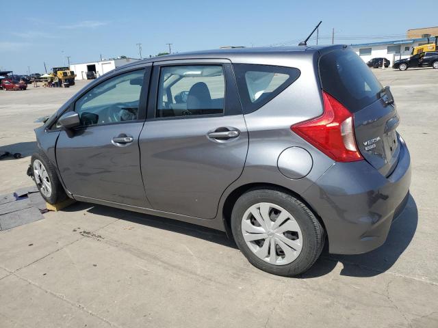 3N1CE2CPXJL353985 - 2018 NISSAN VERSA NOTE S GRAY photo 2