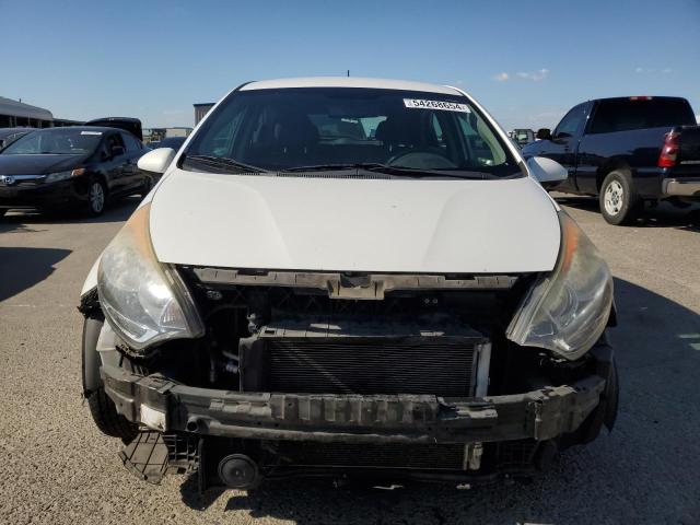 KNADM5A34D6246321 - 2013 KIA RIO LX WHITE photo 5