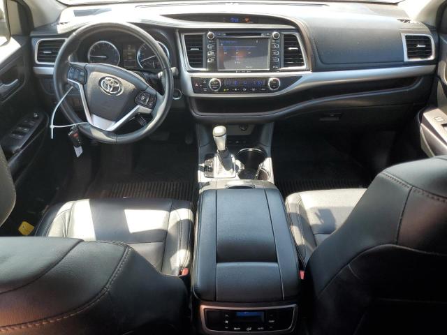 5TDJKRFH4GS336077 - 2016 TOYOTA HIGHLANDER XLE 白色 照片 8