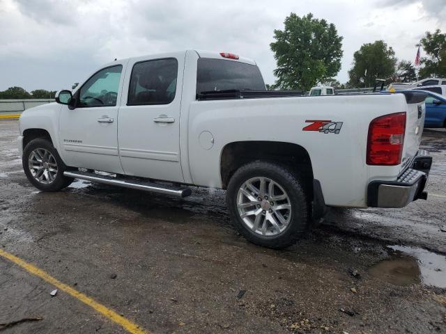 3GCPKTE77DG168817 - 2013 CHEVROLET SILVERADO K1500 LTZ WHITE photo 2