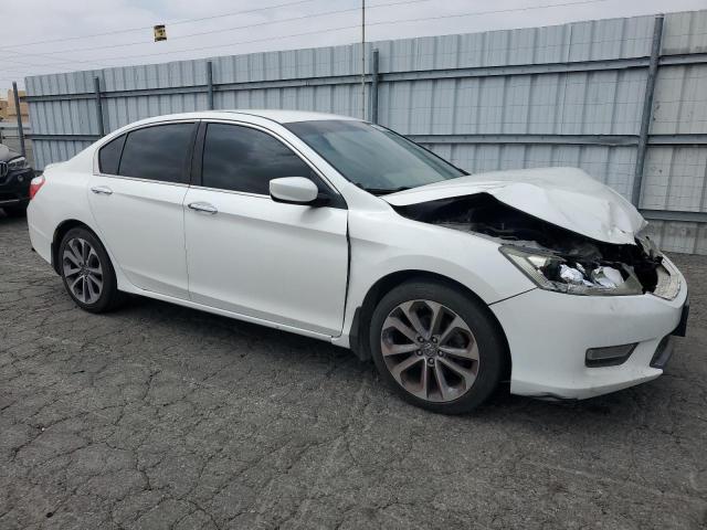 1HGCR2F56DA214137 - 2013 HONDA ACCORD SPORT WHITE photo 4