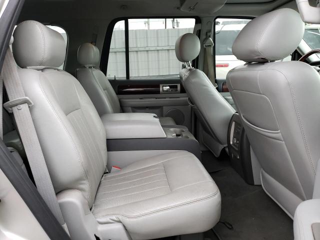 5LMFU28506LJ16874 - 2006 LINCOLN NAVIGATOR ვერცხლისფერი ფოტო 11