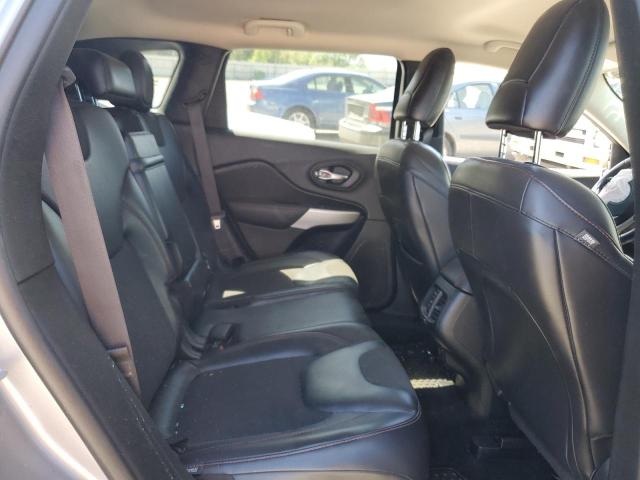 1C4PJMBB6JD559385 - 2018 JEEP CHEROKEE TRAILHAWK SILVER photo 10