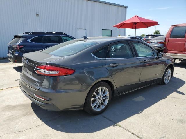 3FA6P0LU1KR154262 - 2019 FORD FUSION SE GRAY photo 3