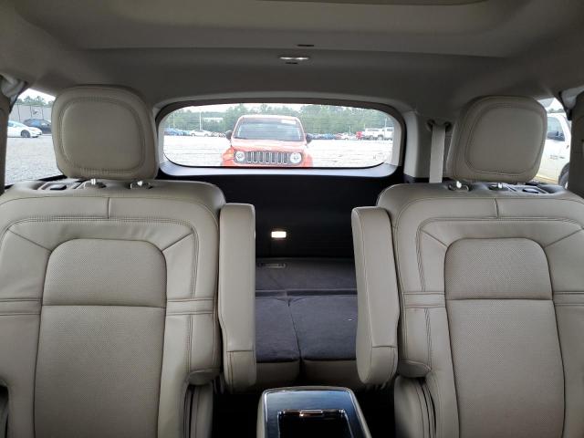 5LM5J7XC3LGL27993 - 2020 LINCOLN AVIATOR RESERVE WHITE photo 10