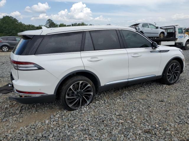 5LM5J7XC3LGL27993 - 2020 LINCOLN AVIATOR RESERVE WHITE photo 3