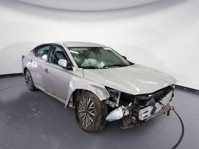 1N4BL4DV0PN372213 - 2023 NISSAN ALTIMA SV SILVER photo 4