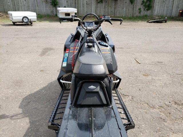 SN1EFK8R6LC699363 - 2020 POLA SNOWMOBILE BLACK photo 5