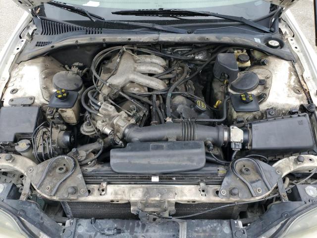 1LNHM86S12Y712466 - 2002 LINCOLN LS 白色 照片 11